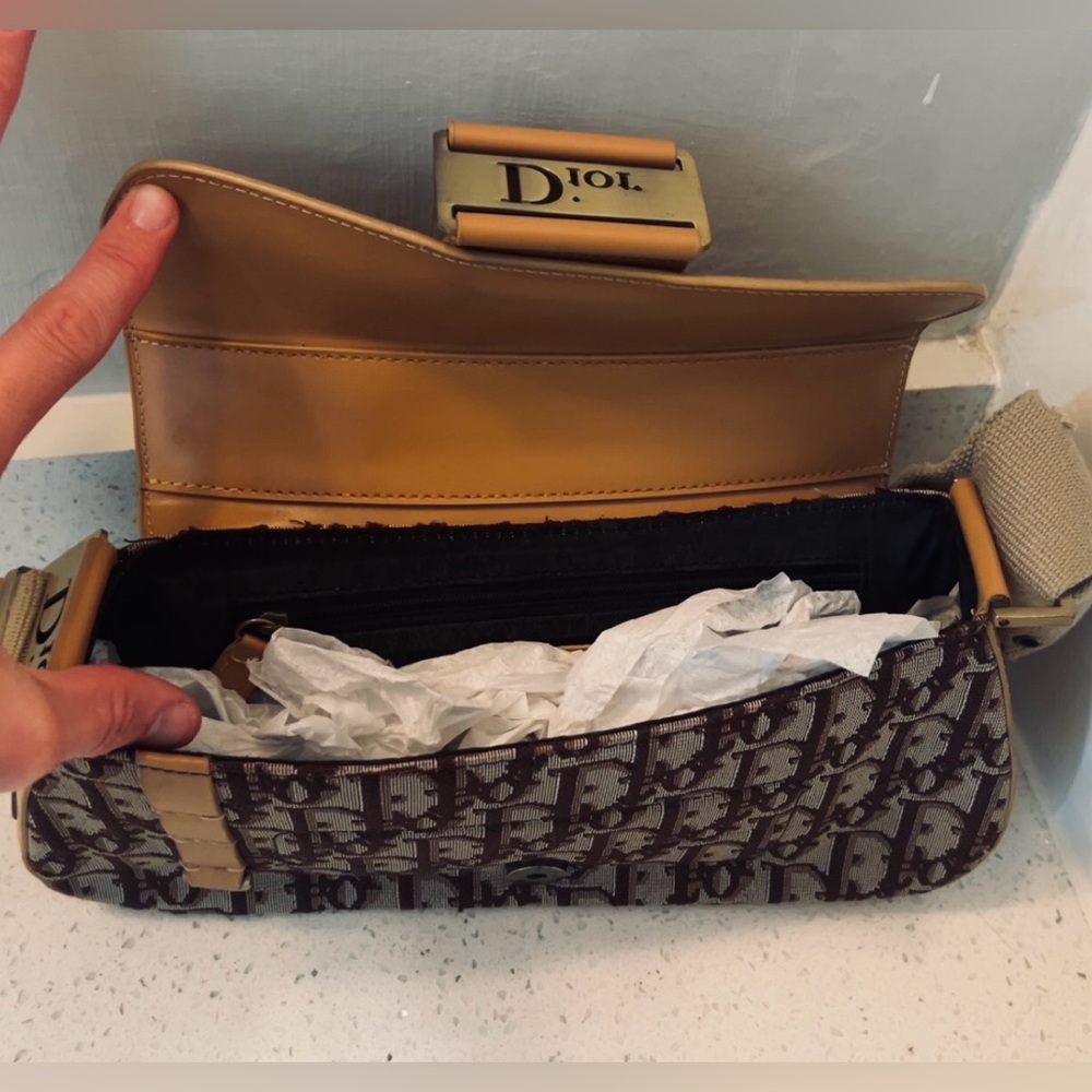 Dior Tan and Brown Shoulder Bag - Picture 6 of 8